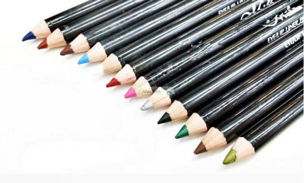 Crayon couleur yeux : Des couleurs éclatantes pour un regard captivant