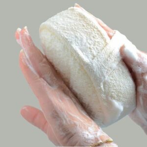 Éponge en loofah naturel pour une exfoliation douce et efficace