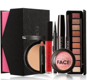 Kit maquillage visage : Sublimez votre beauté avec notre sélection complète