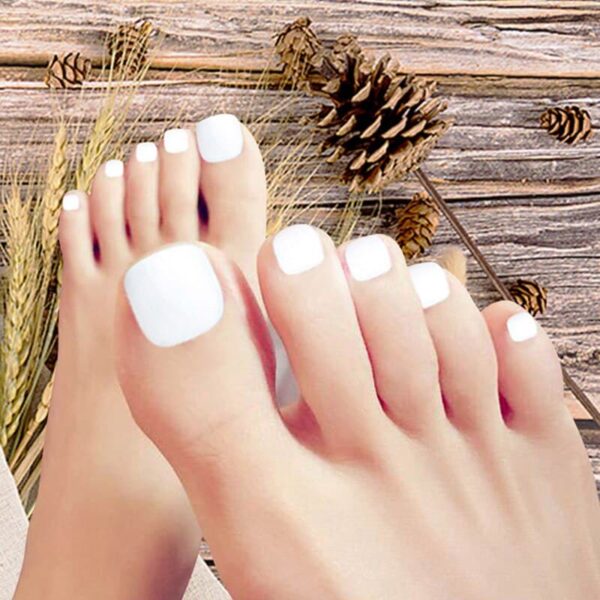 Faux ongles pieds à coller - Ongles parfaits en un clin d'œil