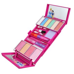 Kit maquillage enfant : ludique et sûr pour s'amuser en beauté