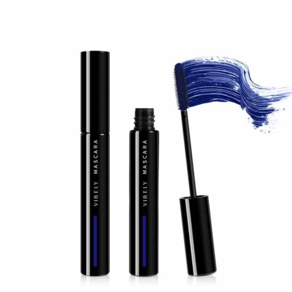 Mascara bleu nuit longue tenue pour des cils éblouissants