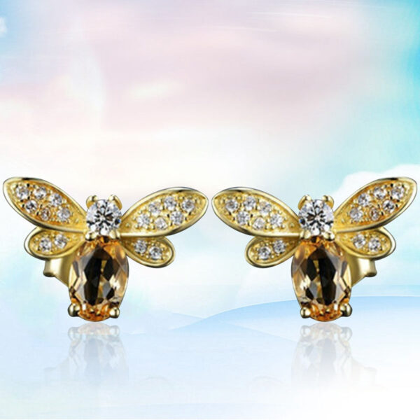 Boucles d'oreilles abeille : élégance et originalité pour sublimer votre look