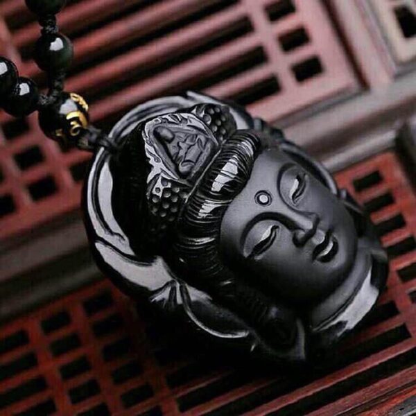 Collier de Bouddha - Bijou spirituel en argent pour une connexion spirituelle profonde