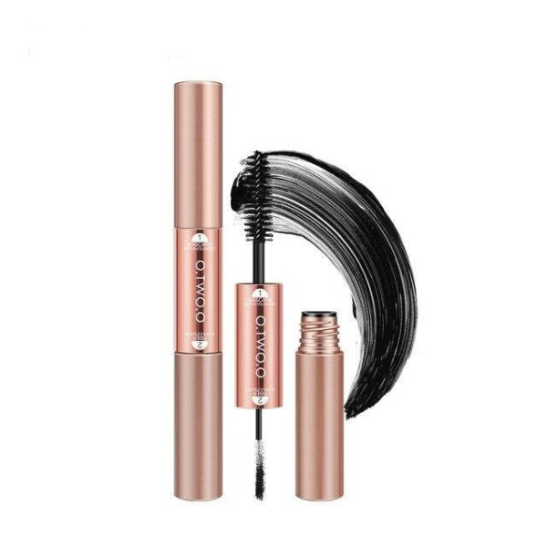 Mascara duo : Des cils volumineux et séparés en un seul geste