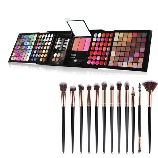 Coffret maquillage avec pinceau - Kit complet pour un look parfait